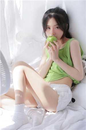 安妮朱布茹