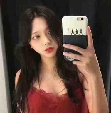 曾小凡周佳怡