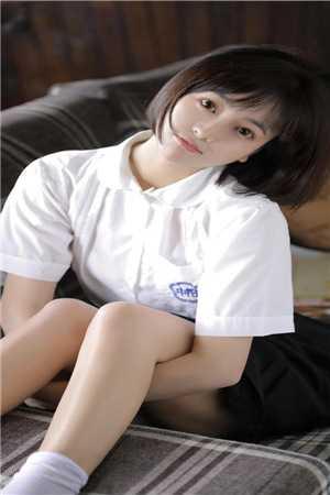 胥邦莲邢芝伦