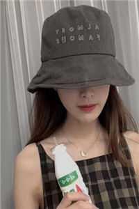 陆灵笙奥特曼