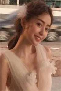 白妍布布
