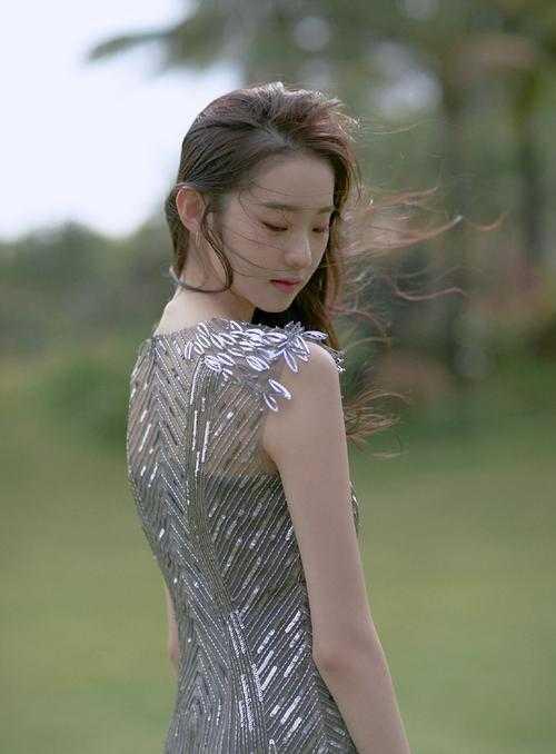 快穿之女主她又逆袭了糖炒栗子
