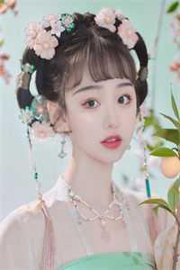 前女友是白月光还是朱砂痣