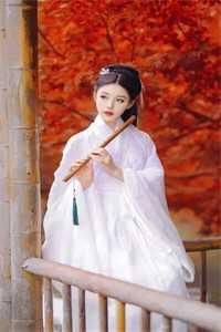 石芸枝姬龙霞